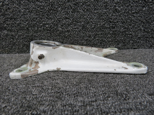 67042-012 (Cast: 67043-2) Piper PA-34-200T Main Gear Aft Trunnion Fitting