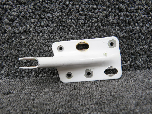 66913-004 Piper PA-34-200T Upper Cabin Door Hinge