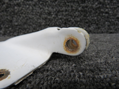 68174-000 Piper PA-34-200T Aft Cabin Door Hinge