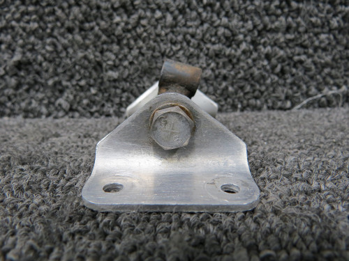 37511-011 Piper PA-34-200T Cowl Flap Rod Bracket and Spacer