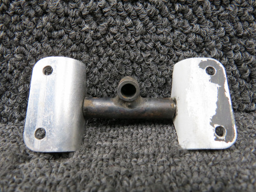 37511-011 Piper PA-34-200T Cowl Flap Rod Bracket and Spacer