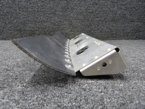 37122-000 (Alt: AF37122-00) Piper PA-34-200T Baffle Assembly RH
