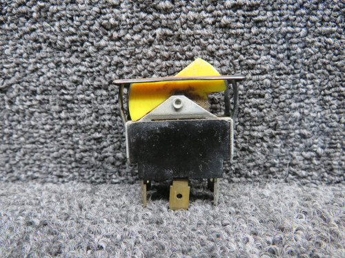 S1846-3-2 Cessna T207 Fuel Pump Switch (Volts: 28)