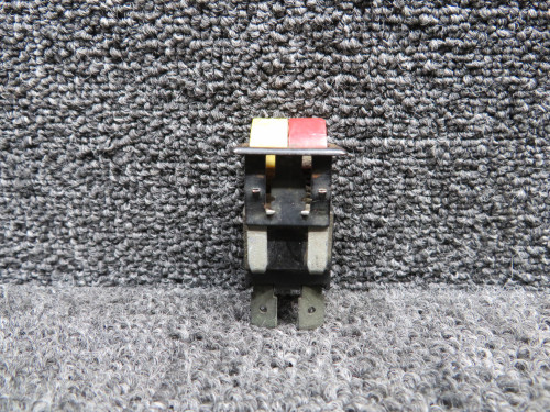 S1846-3-2 Cessna T207 Fuel Pump Switch (Volts: 28)
