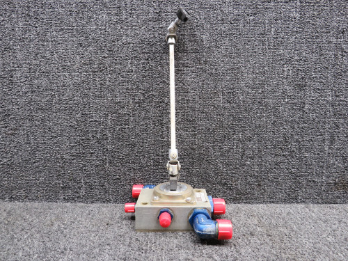 C291503-0101, 2116005-1 Cessna T207 Fuel Selector Valve with Shaft & Handle