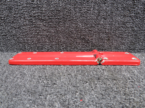 1211661-2, 1211661-1 Cessna T207 Fwd Cargo Door Hinge Assembly Lower