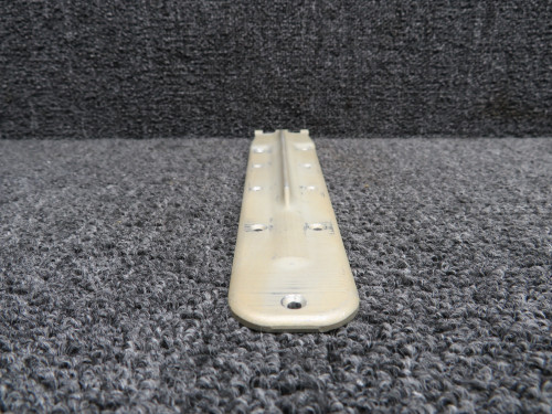 0711037-16 (Use: 0711037-22) Cessna T207 Cabin Door Hinge Upper RH