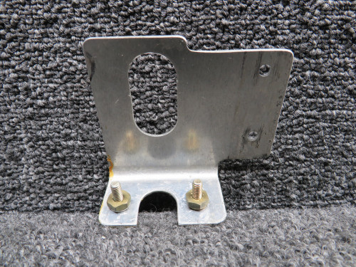 0701028-2, 1213752-1 Cessna T207 Alt Static Air Bracket w Knee Bumper