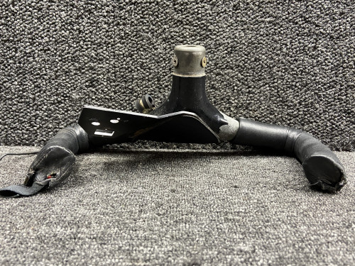 1767078-201 Cessna 177B Pilot Control Wheel Assembly (Minus Switch)