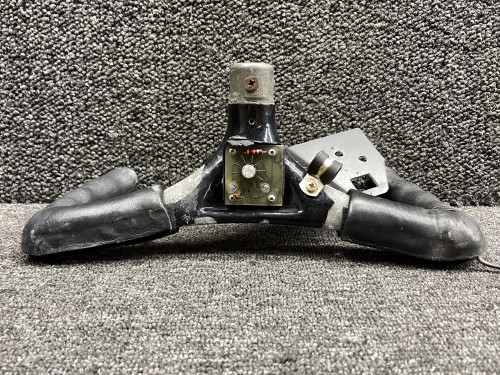 1767078-201 Cessna 177B Pilot Control Wheel Assembly (Minus Switch)