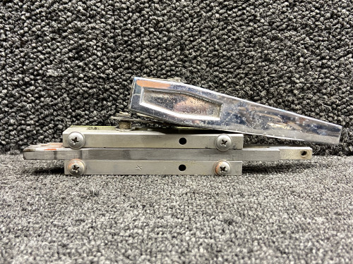 1717039-4 Cessna 177B Co-Pilot Cabin Door Latch Assembly (Minus Plate)