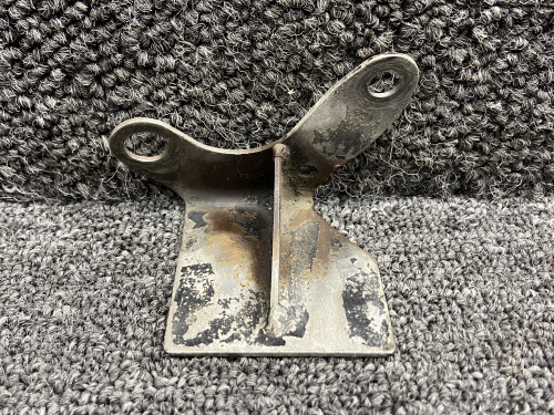 0552116-10 Lycoming O-360-A1F6 Cowl Snubber Mounting Bracket