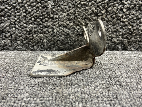0552116-10 Lycoming O-360-A1F6 Cowl Snubber Mounting Bracket