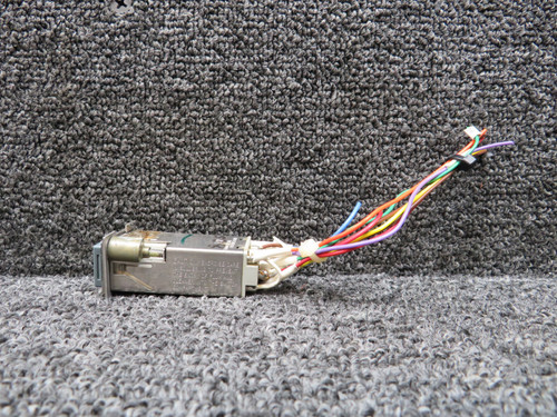 1942-2 Eaton Bottle 2 Armed Push Switch