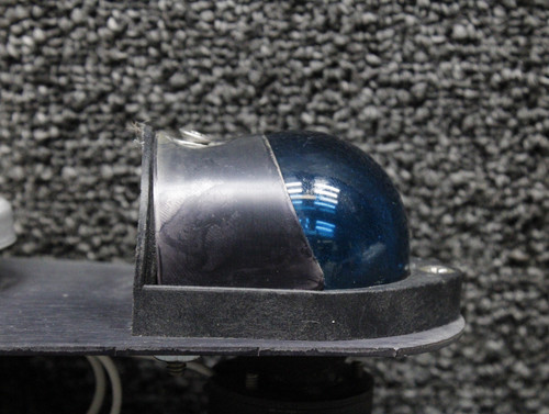 W1800-PG-14 (Alt: 80038-502) Whelen Wing Tip Navigation and Strobe Light Assy RH