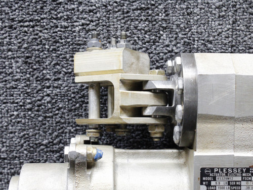 R5329M12 (Alt: 880037-505) Plessey Electro-Mech Linear Actuator Assy (12V, 20A)
