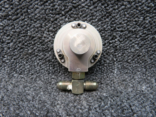 2116016-3 / S2020-2 Cessna T206H Fuel Drain Fitting Assembly W/ Valve