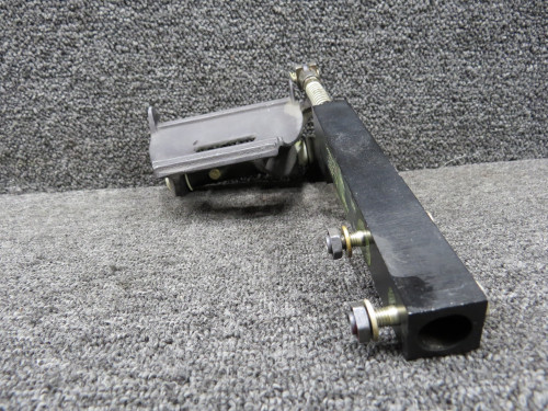 82853-003, 95309-1 Piper PA-46-310P Rudder Pedal with Master Brake Cylinder RH