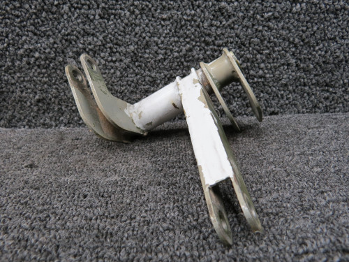 82905-010 Piper PA-46-310P Flap Drive Bellcrank LH