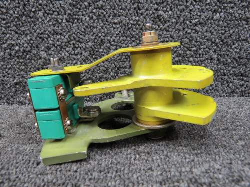 85095-002, 85094-002 Piper PA-46-310P Flap Drive Support and Activator Cam