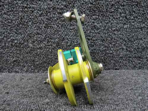 85095-002, 85094-002 Piper PA-46-310P Flap Drive Support and Activator Cam