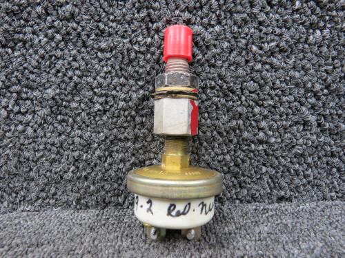M-4077 (Alt: 84159-002) Hobbs-Stewart Warner Oil Pressure Switch