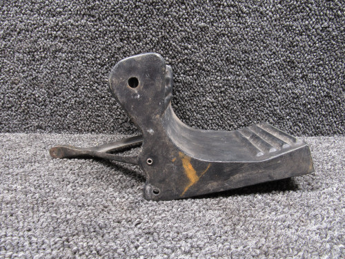 0861706-1 Cessna 310Q Rudder Pedal Assembly with Link