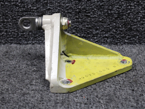 89573-009 Piper PA46-310P Cabin Door Forward Mounting Bracket with Lug