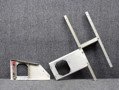 047-6797-02, 047-6919-02 Bendix King Autopilot Servo Bracket Assembly
