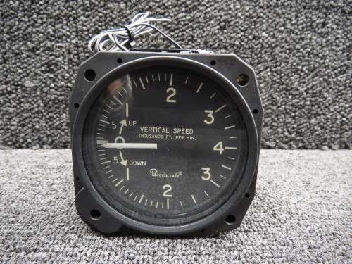 7040-B4L (Alt: 50-380018-1) United Instruments Vertical Speed Indicator