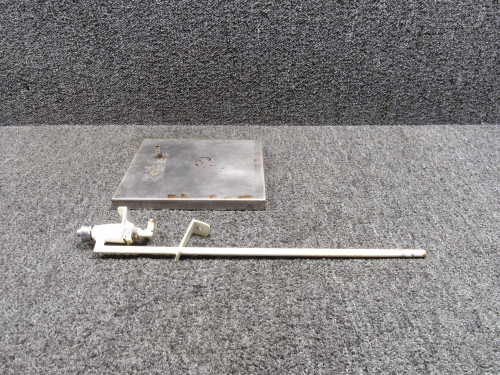 IAI 1124 Liquid Drainboard with Metal Dispenser Valve