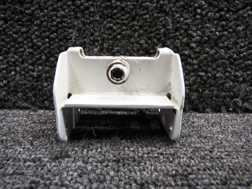 35-135025-32 Beechcraft A36 Aileron Hinge Outboard