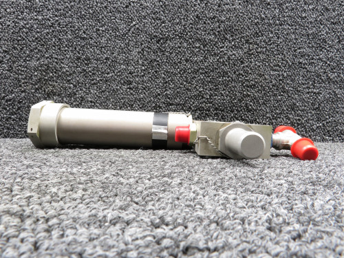 44000020 (Alt: 204-076-012-1) Hydraulic Research Valve & Accumulator Assembly