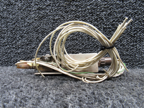 800496H-1TL Lear Avia Corp Battery Temp (Volts: 28, Amps: .05)