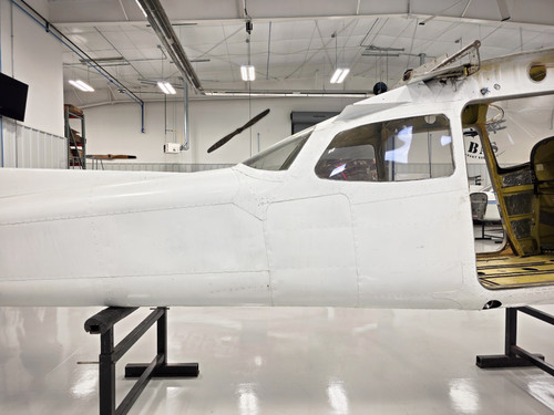 Cessna 172R Fuselage with Bill of Sale, Data Tag and Log Books