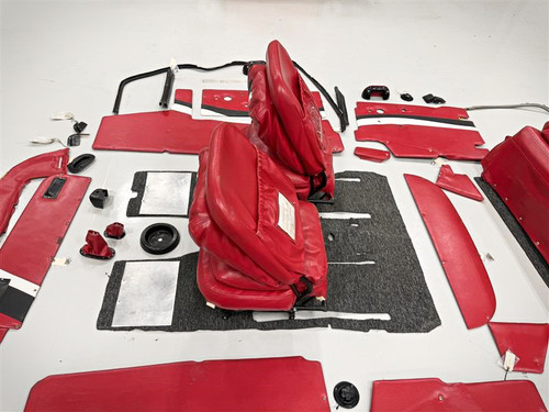 Piper PA24-250 Interior Set with Seats, Headliner, and Accessories