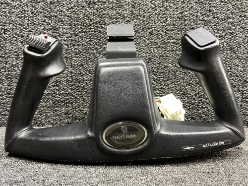 0719081-1 (Use: 0719081-5) Cessna 182T Pilot Control Wheel Assy w Accessories