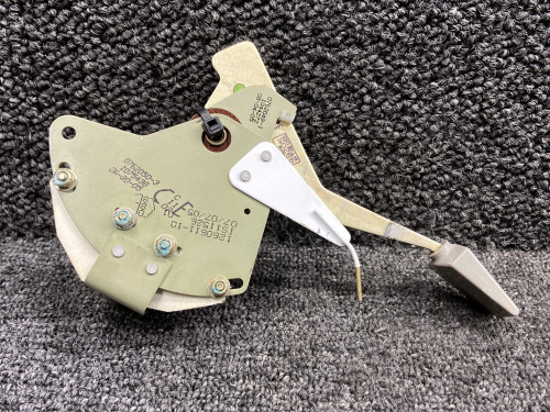 1512280-44, 1260611-10 Cessna 182T Flap Position Lever Assembly w Switches