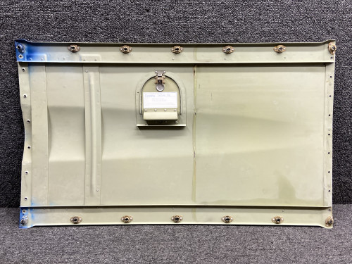 2252042-49 (Use: 2252042-61) Cessna 182T Center Engine Cowling Assembly