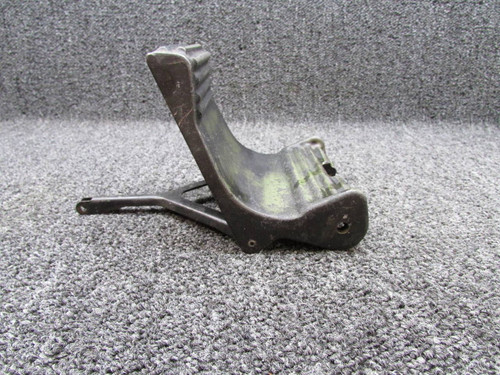 0861706-1, 0861700-18 Cessna 310D Rudder Pedal LH Outboard w Link