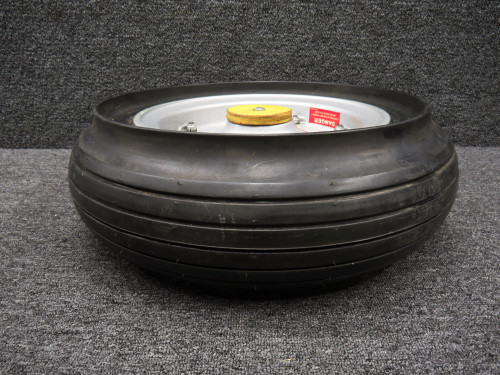 9544207-4, 184F10-2 ABSC Goodyear 18x4.4 Nose Wheel with 8130