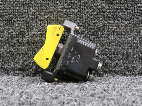 2TP1-1 Und. Lab Generator Rocker Switch