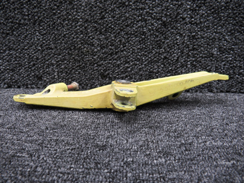35-521158-6 (Cast: 35-521158-8) Beechcraft 58 Aileron Bellcrank RH