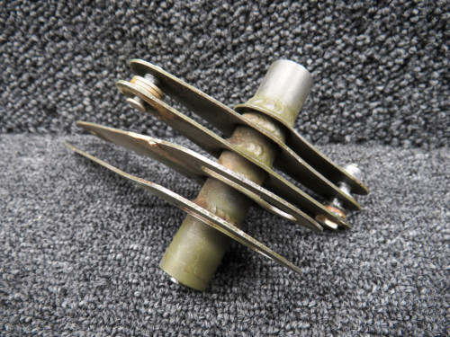 0760703-2 Cessna 182Q Aileron Bellcrank RH