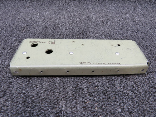 2213603-2 Cessna 182T Bracket Assy Pulley Elevator RH