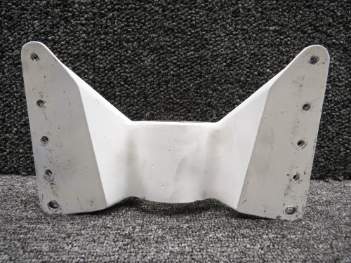 0543013-1 Cessna 172R Nose Gear Upper Fitting