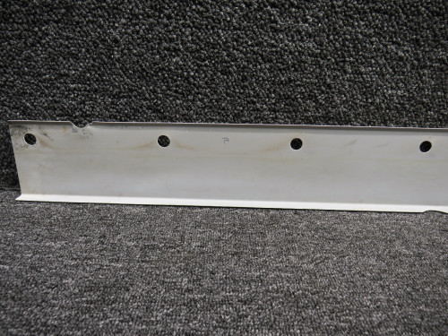 0520016-4 Cessna 172R Wing Root Fairing RH