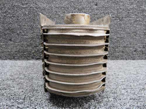 8526250 (Alt: 455-165) Harrison AP07AU06-03 Oil Cooler with Red Tag (Core)