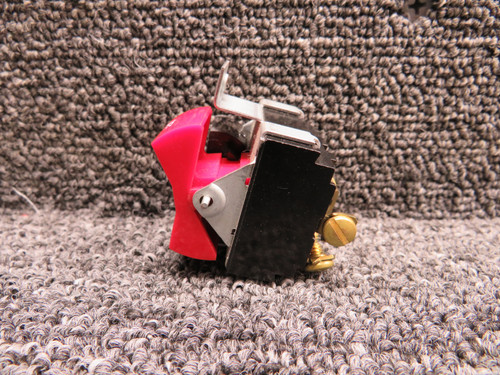 587-837 Cutler Hammer Rocker Master Switch (New Old Stock)