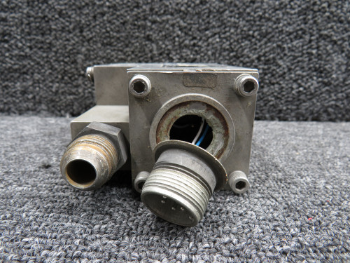 99251-3268010-0101 Piper PA-31T Bendix Fuel Flow Transmitter (Volts: 28, Core)